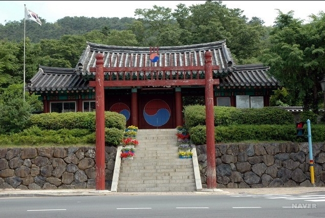 충렬사.jpg